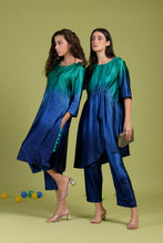 Load image into Gallery viewer, Siciley Satin Button Up Tunic Set - Peacock