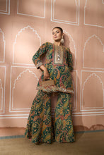 Load image into Gallery viewer, Elizey Paisley Embroidered Sharara Set - Emerald Green