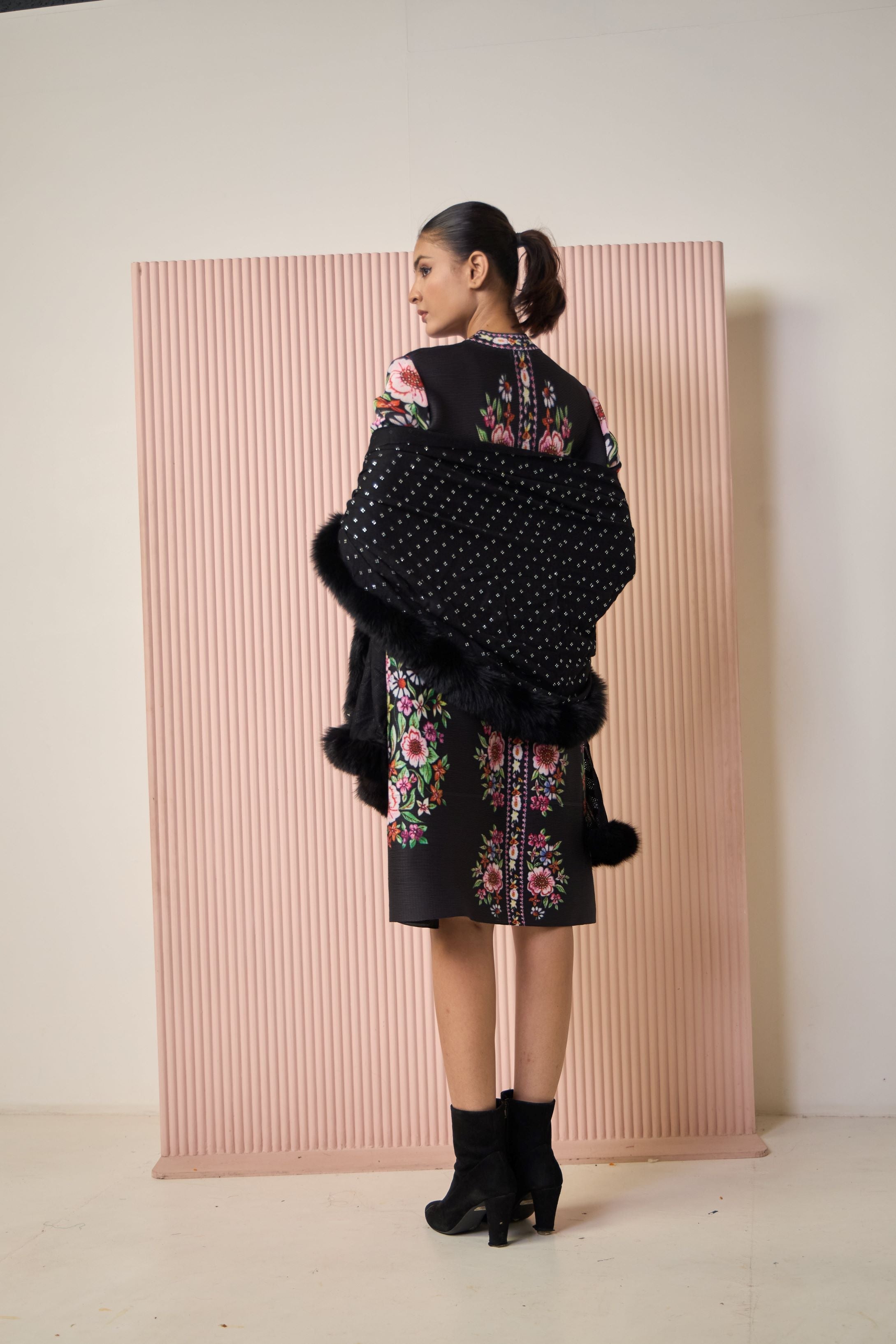 Hibiscus Flower Print Dress-Black