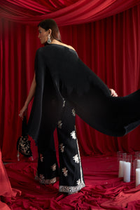 Reyna Gara Glazed Embroidered Pleated Cape Coordinated with Slit Pants - Black