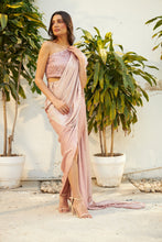 Load image into Gallery viewer, Saia Metallic Slit Saree with Off Shoulder Blouse - Pink