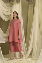 Load image into Gallery viewer, Kiara Kurta with Pleated Culottes Pants - Peach