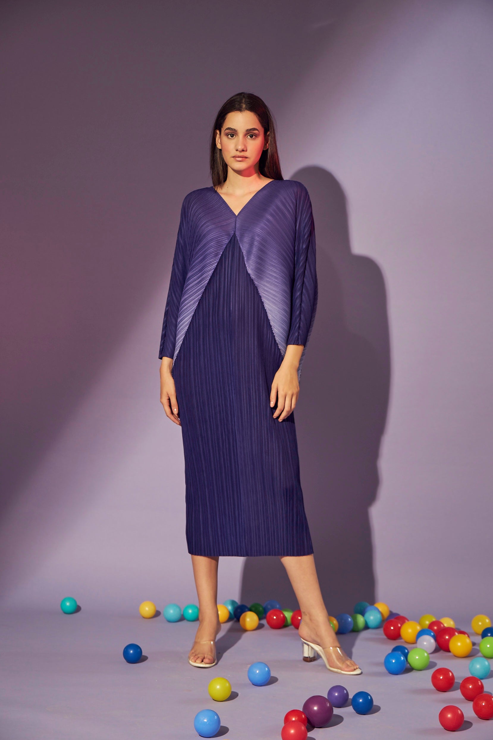 Shop Party wear Blue Kimono Kitsch Silhouette Midi Dress Crafted in Pleated Fabric For Women Online at TASUVURE, Top Fashion Brand for Women&#39;s Clothing in India 