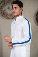 Load image into Gallery viewer, WHITE KURTA WITH PLEATED STRIPE