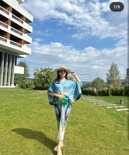 Load image into Gallery viewer, Tripti Bisht Gulati in our Kimono Kitsch Abstract Printed Dress - Blue