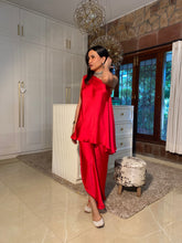 Load image into Gallery viewer, Festive Set With Attached Dupatta - Red