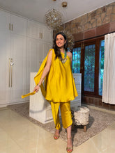 Load image into Gallery viewer, Festive Set With Attached Dupatta - Yellow