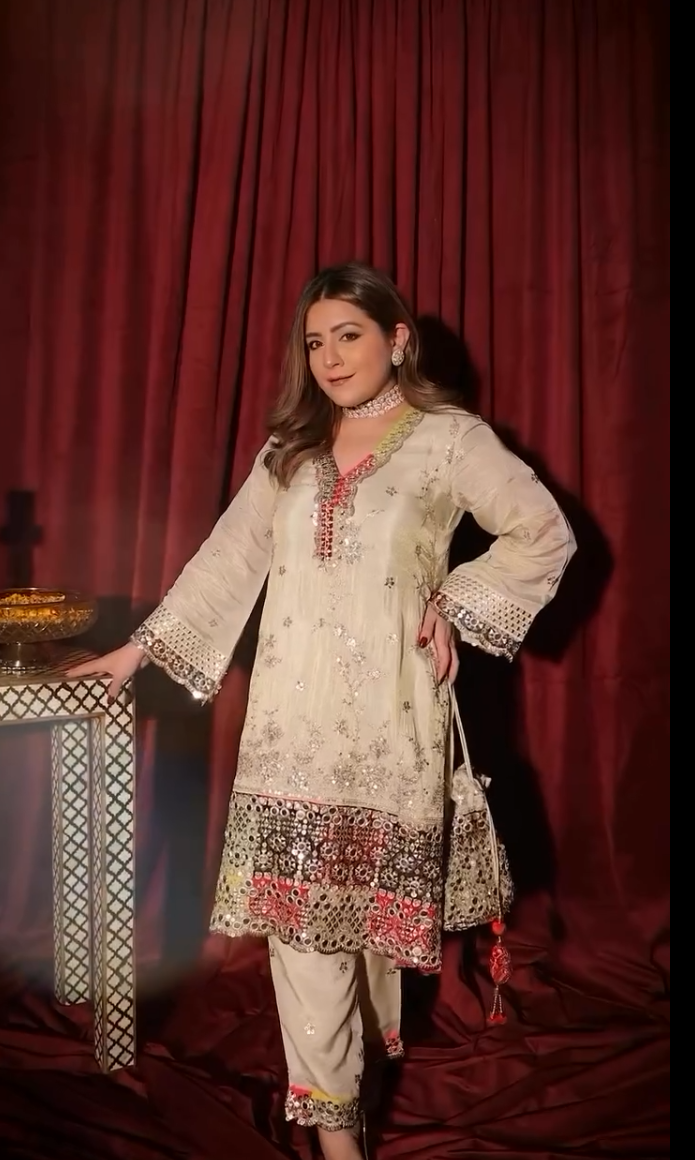 Meghna Pahwa in Inayat Tissue Kurta Set - Ivory