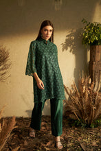 Load image into Gallery viewer, Fragrant Floral Peplum Sequins Tunic with Pleated Pants- Emerald Green