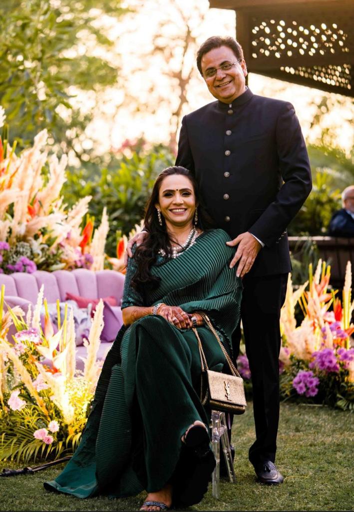 Classy Pleated Gown Saree - Emerald Green