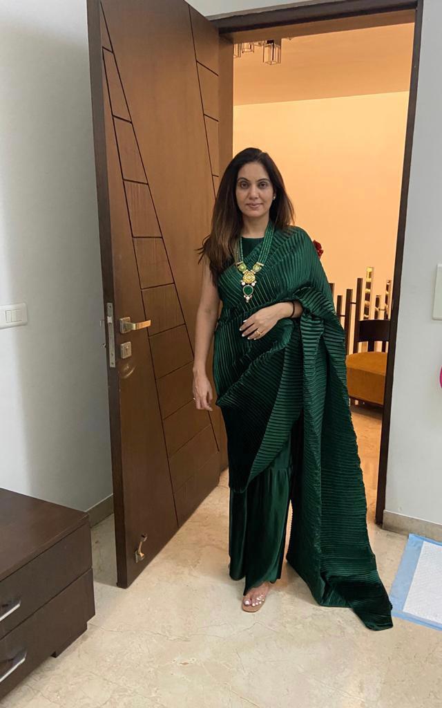 Classy Pleated Gown Saree - Emerald Green