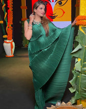 Load image into Gallery viewer, Guneet Virdhi in our Classy Pleated Gown Saree - Green